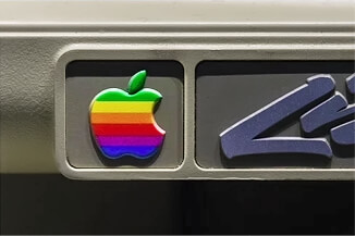 Apple-Logo mit Regenbogenfarben