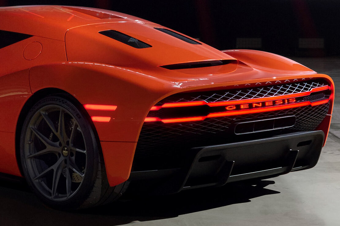 Genesis Magma GT Heck