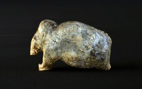 Vorläufer der Schrift: Zeichen auf Steinzeit-Funden analysiert