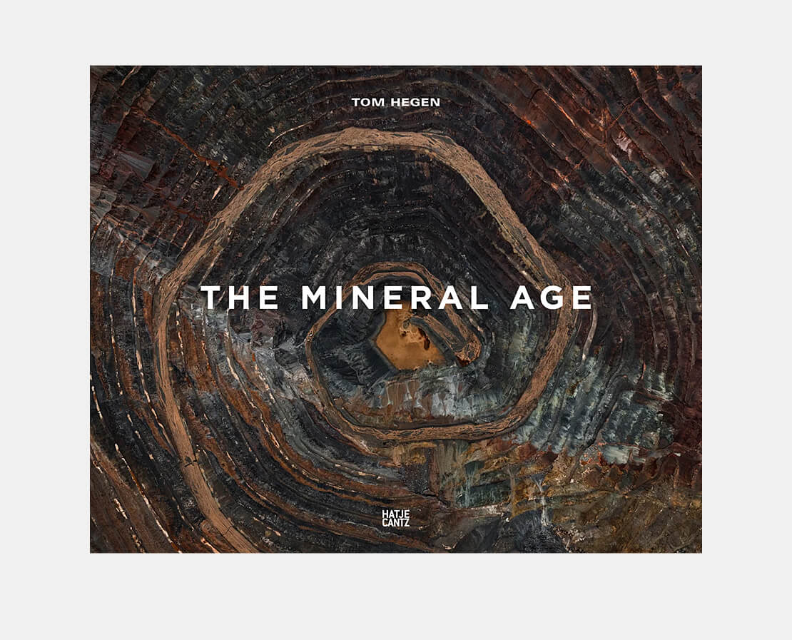 The Mineral Age, Luftbild-Fotobuch